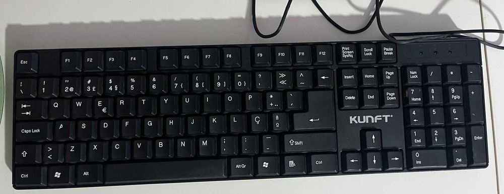 Teclados MITSAI e KUNFT