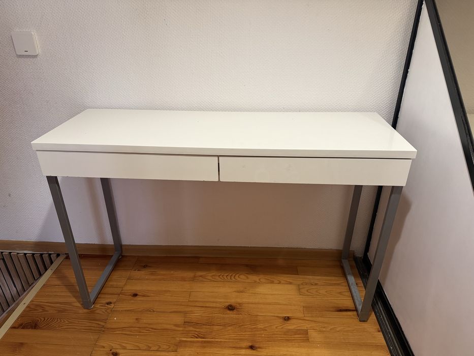 Sprzedam biurko. Odbior osobisty