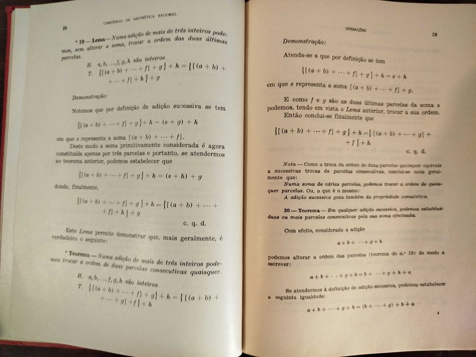 Manuais Escolares Antigos