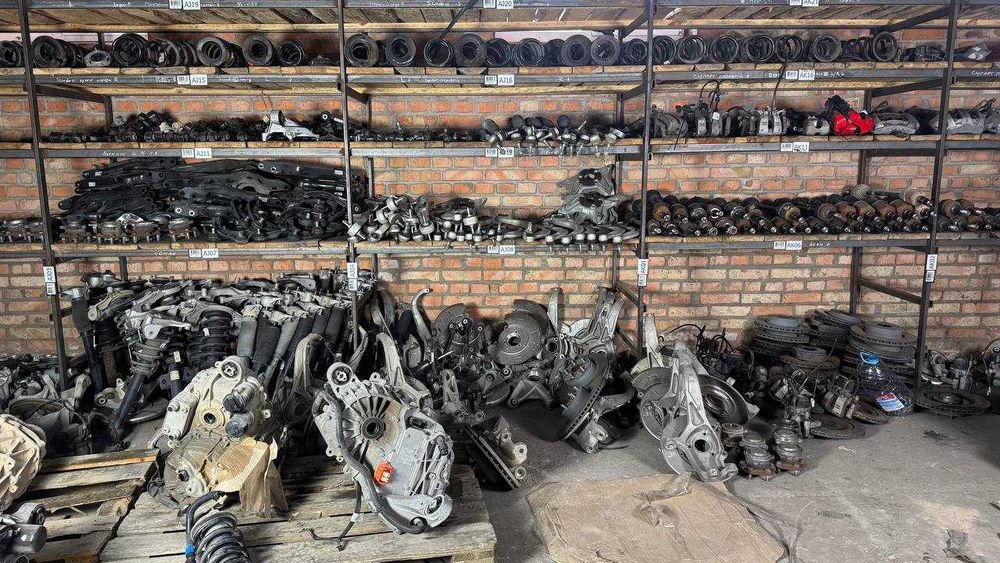 Піввісь Tesla MoDEL 3