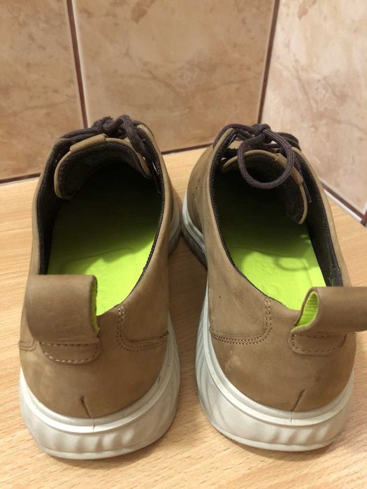 Кроссовки  ecco original, размер 42, 27.5 см