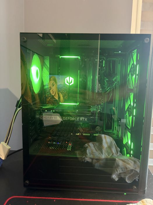 Gomputer gamingowy rtx 5060 TI 16gb