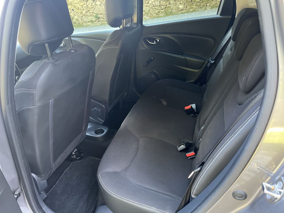 Renault Clio Sport Tourer 1.5 dci - 14