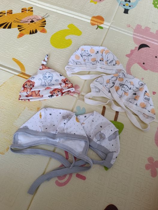 Новые шапочки(все вместе) для новорожденных