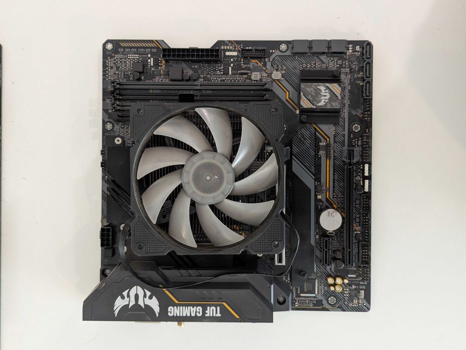 Processador Intel Core i7-10700F + Motherboard ASUS TUF Gaming B460M-Plus + Cooler