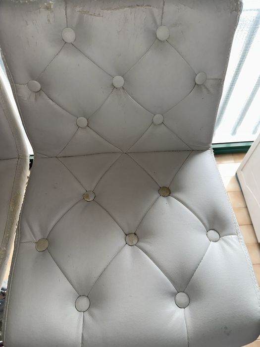 Conjunto de cadeiras Brancas