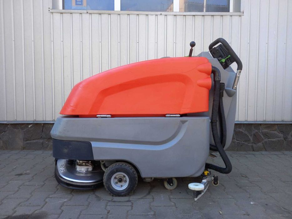 Profesjonalne Szorowarka HAKO B 70 TB650 [z trakcją]