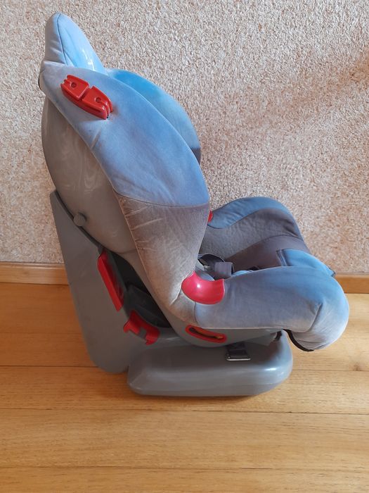 Fotelik samochodowy.