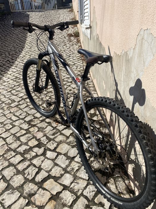 Bicicleta de btt - specialized rockhopper m4-