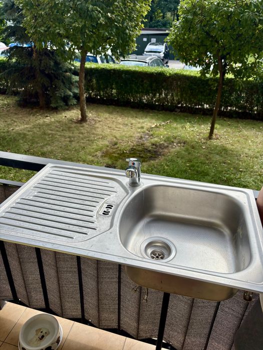 Zlew kuchenny jednokomorowy z baterią