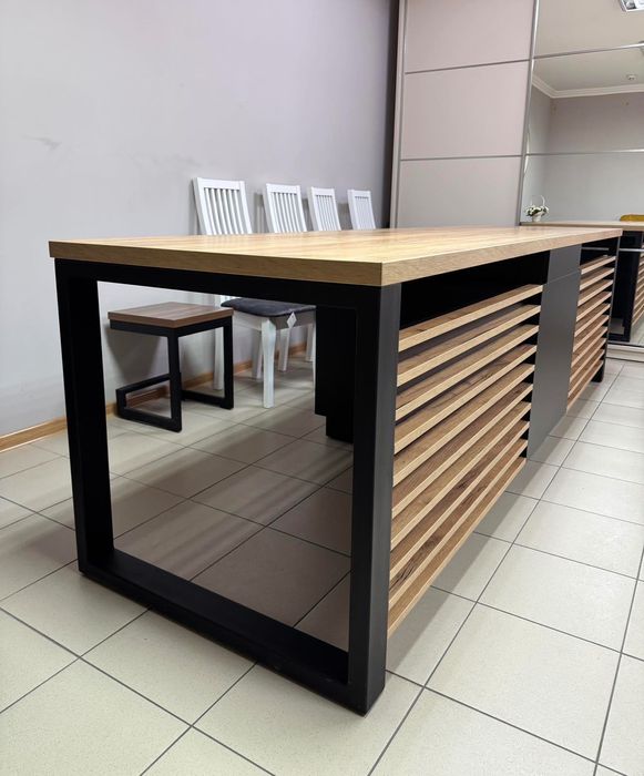 Продам офісний стіл на 2 робочих місця!!!