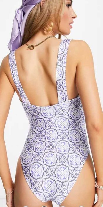Asos Design strój kąpielowy w niebieski kafelkowy rozm. 40