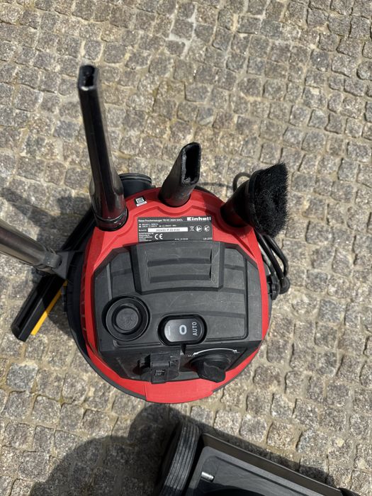 Aspirador a seco e húmido Einhell TE-VC 2025