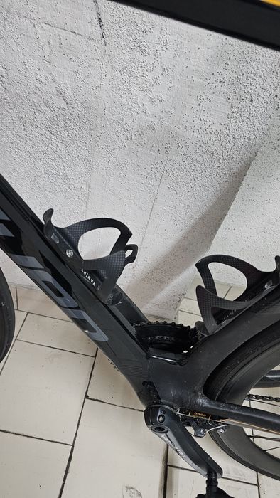 Coluer aero carbon