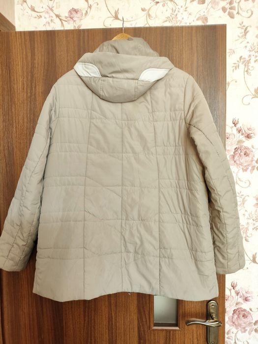 Женская утепленная куртка 58 размер