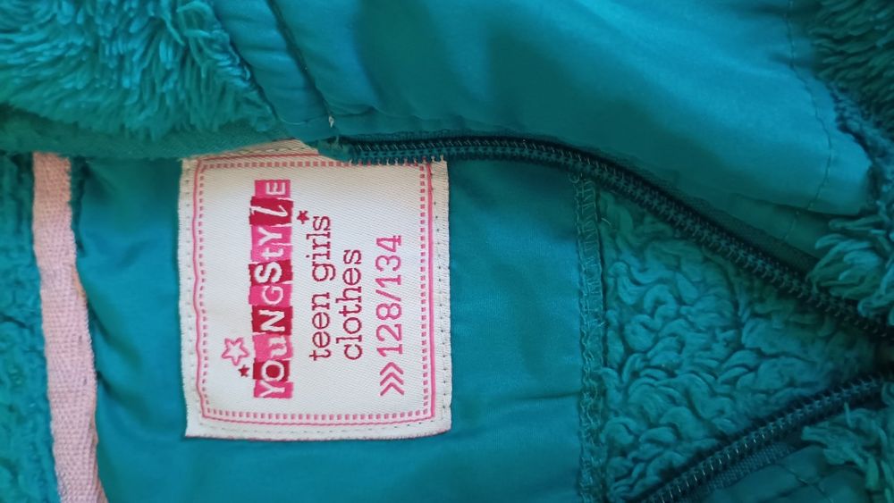 Bluza polarowa dziewczęca 128/134 YoungStyle