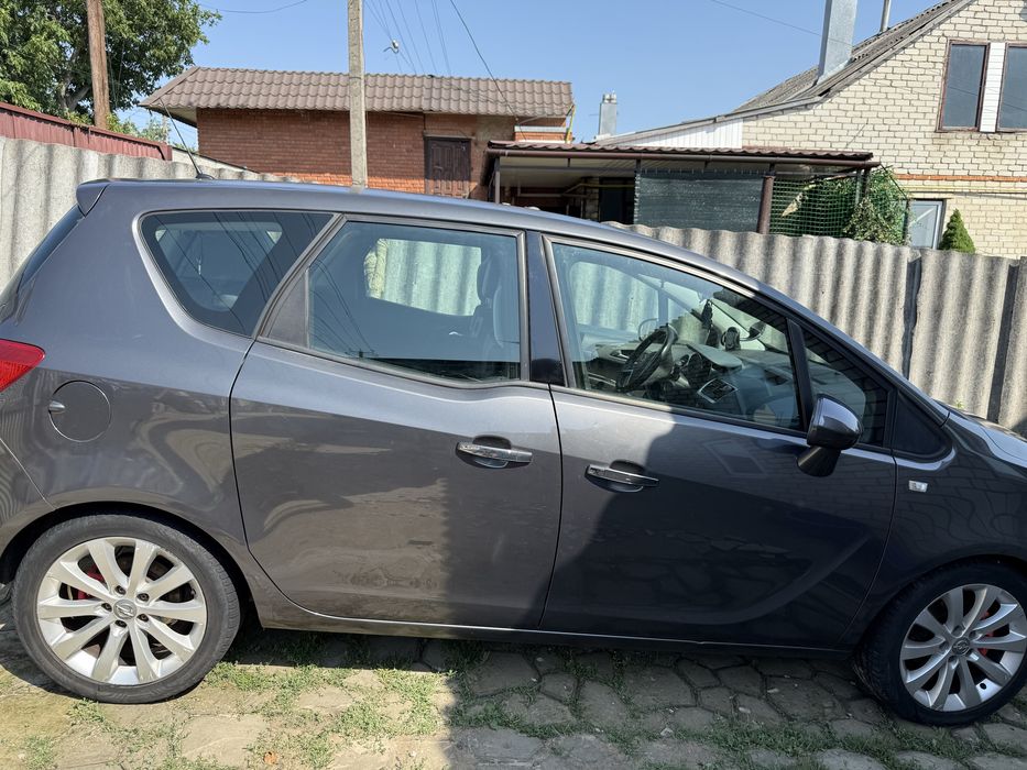 Продам надійний авто від власника