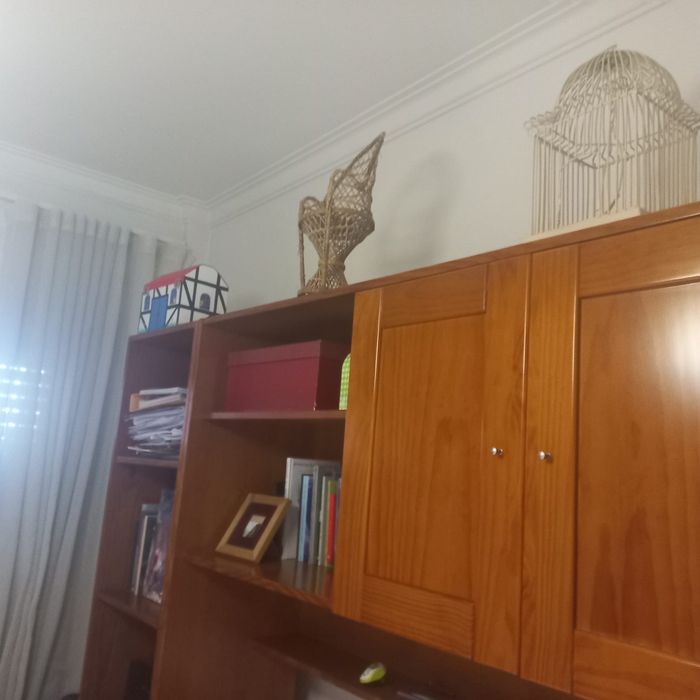 Mobilia quarto com 2 camas