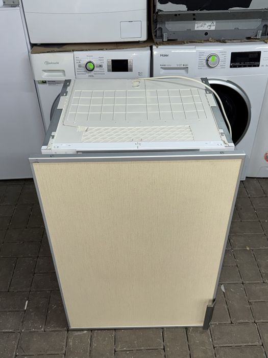 Lodówko Chłodziarkę  firmy Siemens model Ki21raf30 A++ 88 CM WYS
