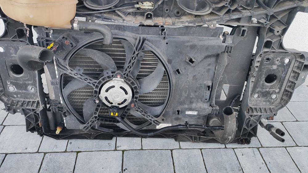 Pas przedni wzmocnienie Fiat Grande Punto 1.2 1.4 Benzyna