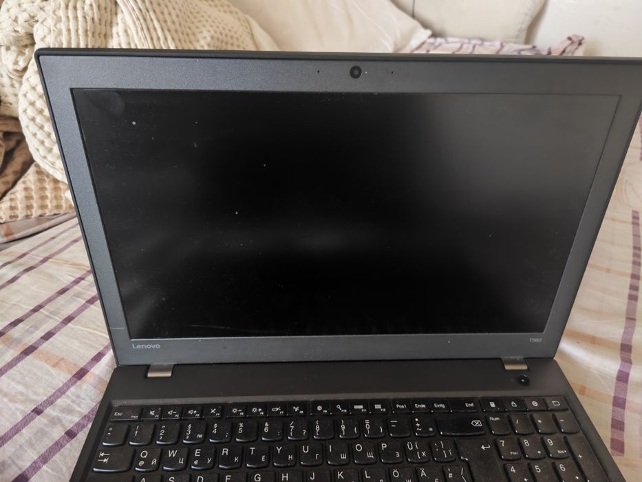 Продам ноутбук Lenovo think pad 560/256