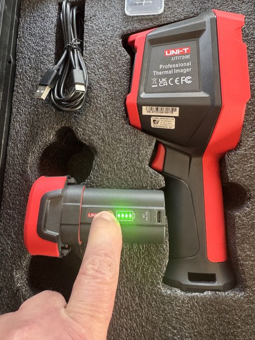 Uni-T   720 E Kamera Termowizyjna UTi720E