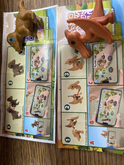 Кіндери natoons дінозаври ціна за 2 шт