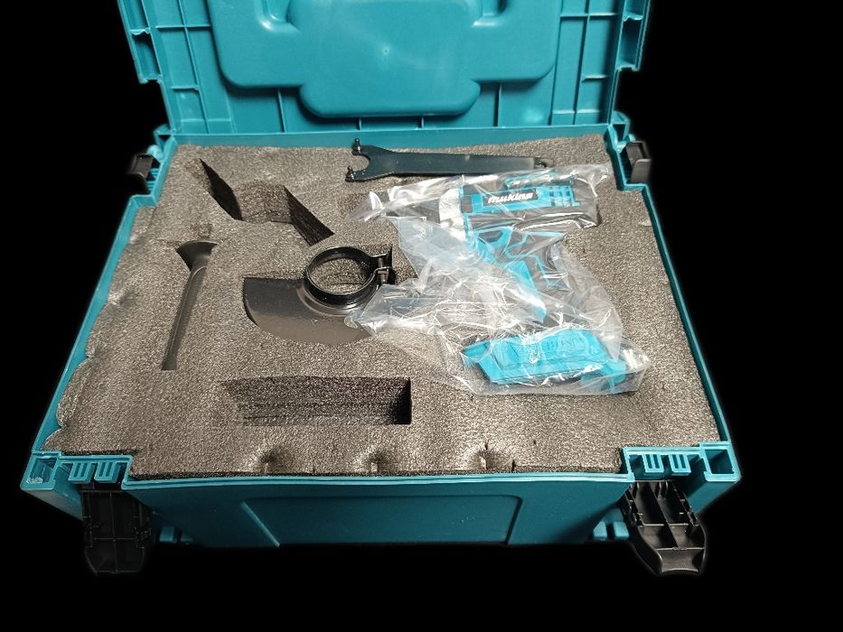 Kit 3 Máquinas (Novo) | Berbequim + Impacto + Rebarbadora | Comp. Maki