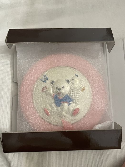 Medalha de berço com urso em PVD