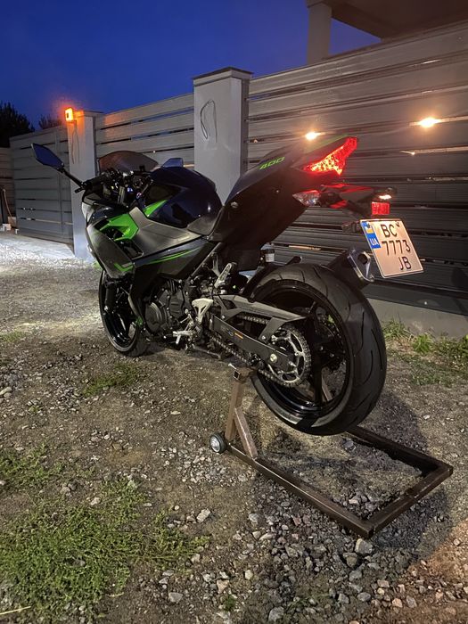 kawasaki ninja 400