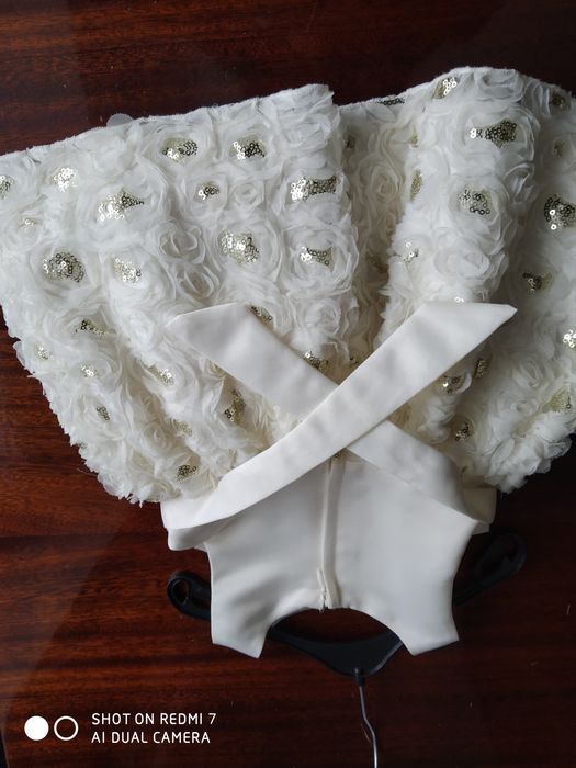 Плаття на 9 місяців