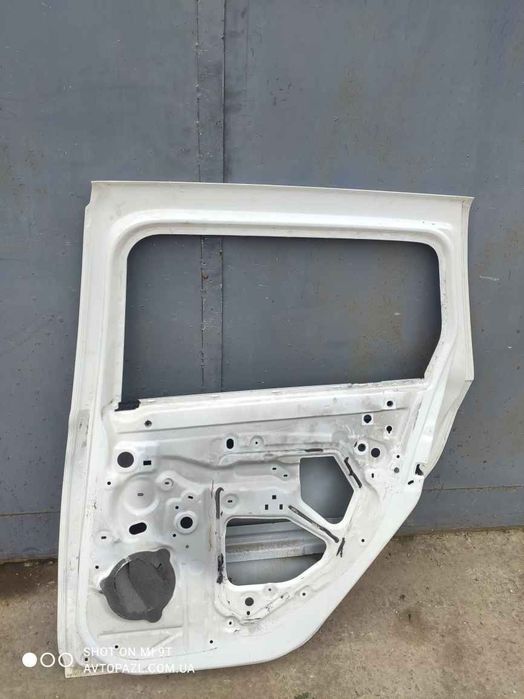 Renault (RVI) Logan 2 mcv 13- двері зад R після ремонту DR0946 821009562R