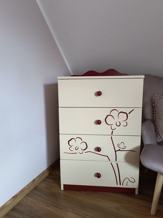 Zestaw Meblik Orchidea dla dziecka szafa komoda biurko łóżko