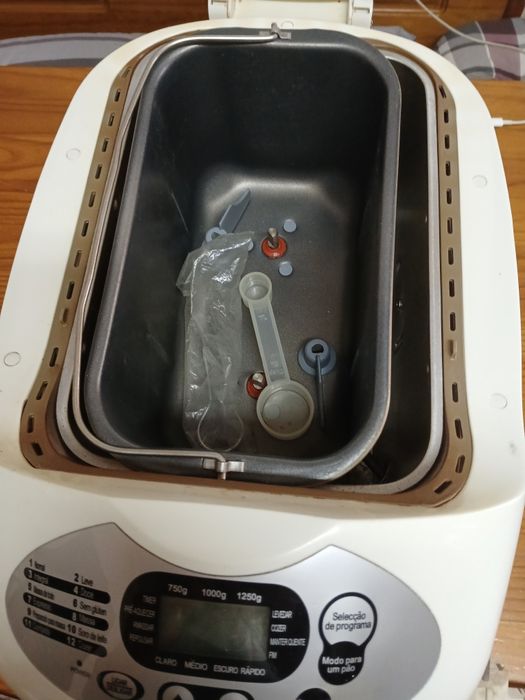 maquina eléctrica de fazer pão