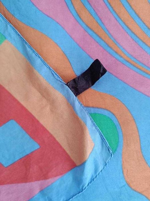 Вінтажний шовковий платок з абстрактним принтом у стилі Emilio Pucci