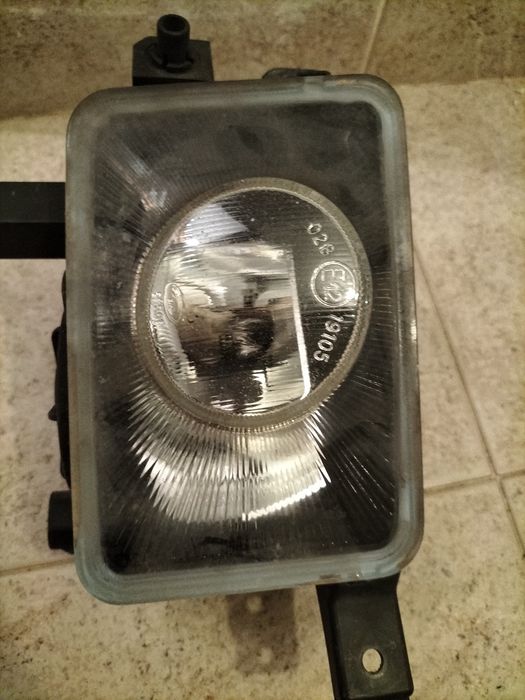 Farol nevoeiro Esq Opel corsa c