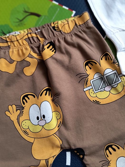 Komplet bluzka długi rękaw spodnie baggy Rezerved 92/98