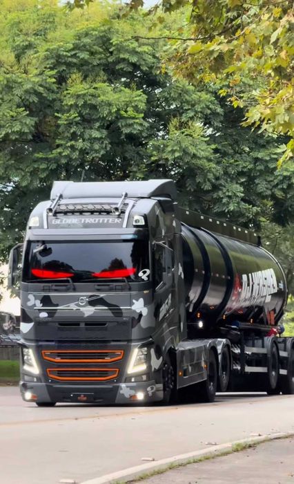 Глаза на авто - глазки на фуру 60х12см вывеска, лед табло Matrix LED