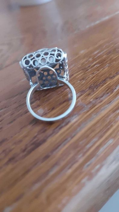 Srebrny pierścionek z kryształem górskim wzór Imago Artis