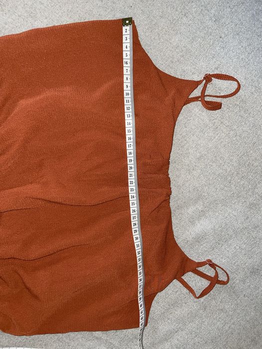 Vestido comprido cor de ferrugem/laranja queimado