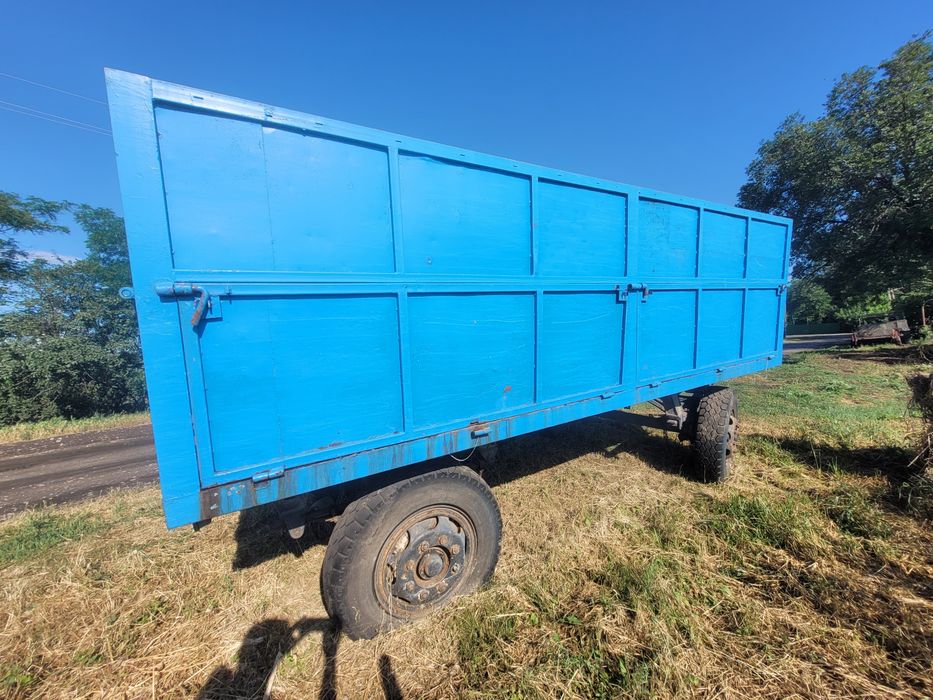 Продам бортовий причіп