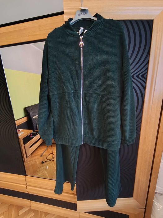 Komplet dresowy damski