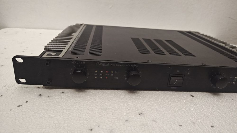 Wzmacniacz APart Champ 4