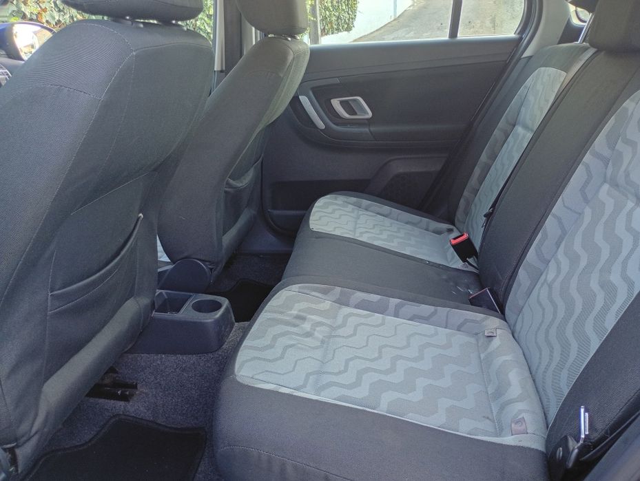 Vendo Skoda  Fábia 2008 foto 4