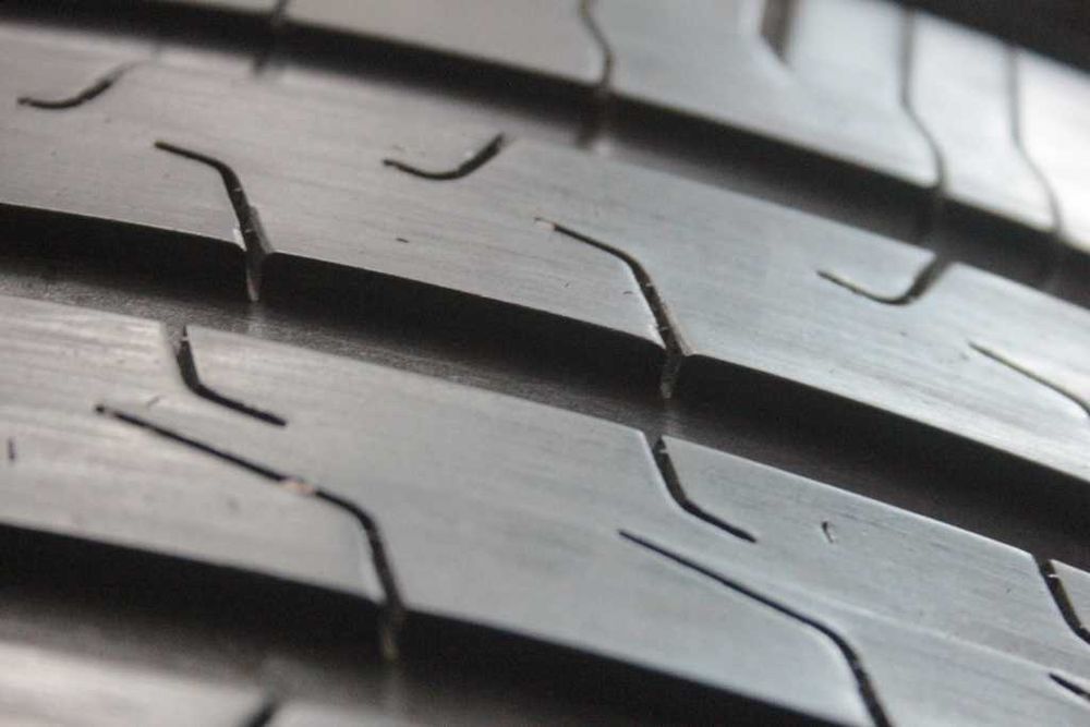 225/45/18 Continental EcoContact 6 225/45 R18 91W MO