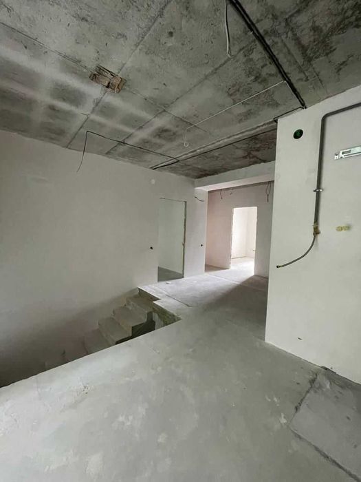 Продаж приміщення з ремонтом 226 м² в Новобудові вул. Зелена