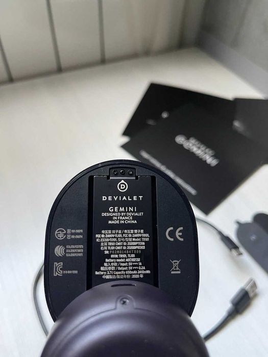 Навушники bluetooth-гарнітура б/в devialet gemini