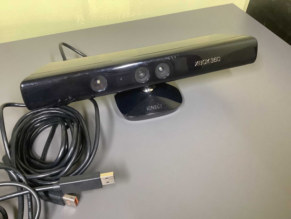 Microsoft Kinect Xbox 360 (model 1431) + zasilacz, adapter - sprawny