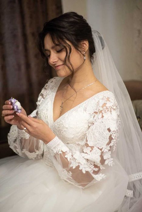 Весільна сукня