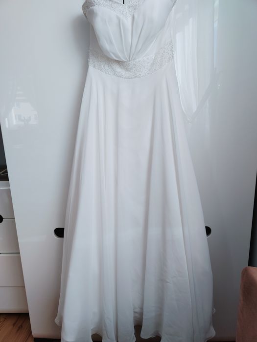 Suknia ślubna kolor ivory